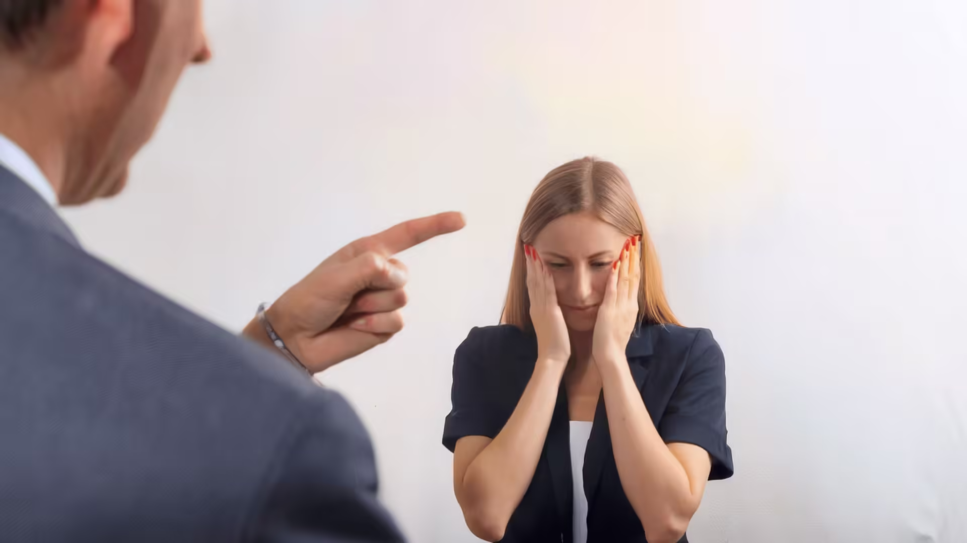 Dispensa Discriminatória: O Que É, Como Identificar e Proteger Seus Direitos Trabalhistas