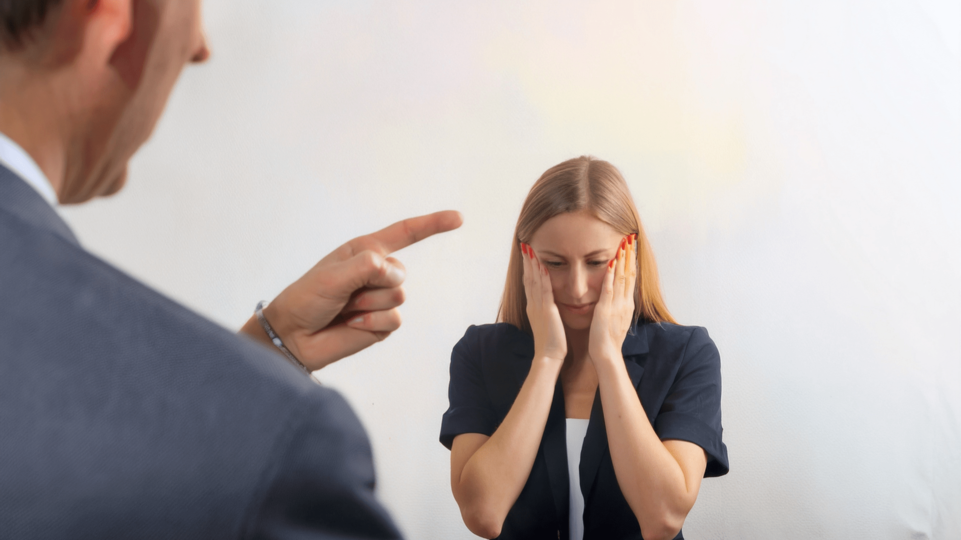 Dispensa Discriminatória: O Que É, Como Identificar e Proteger Seus Direitos Trabalhistas